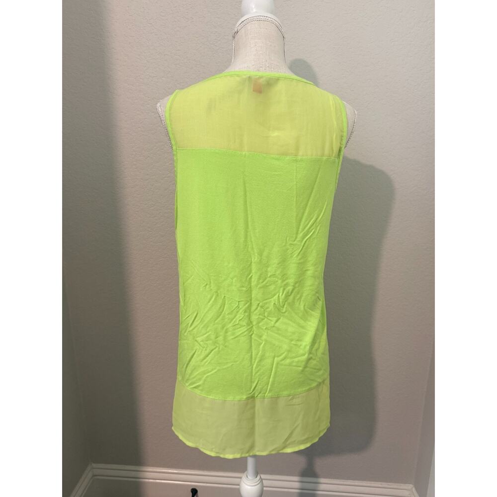 Vince Camuto Women's Flowy Mixed Media Sleeveless Tank Shirt Bundle Vibrant - M - Picture 6 of 11